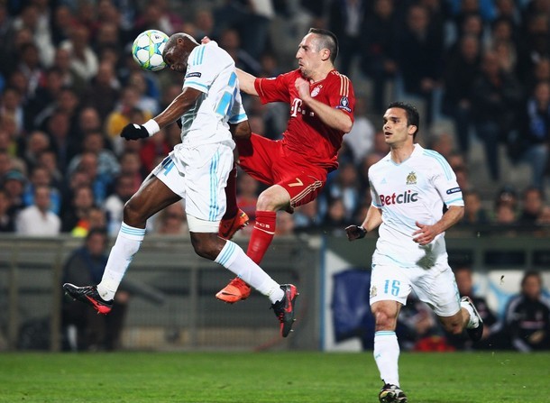 Tuy nhiên, đúng vào lúc Marseille đang chơi hưng phấn…